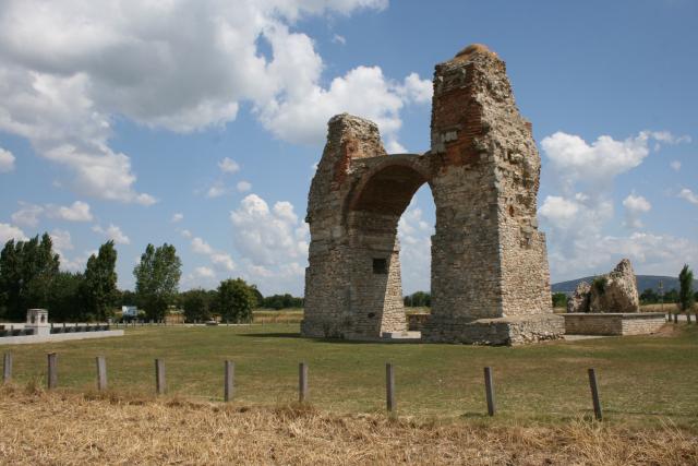 Das Heidentor von Carnuntum
