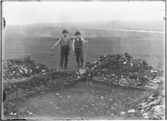 Archäologische Grabungen am Heiligtum von Eining-Weinberg, 1918