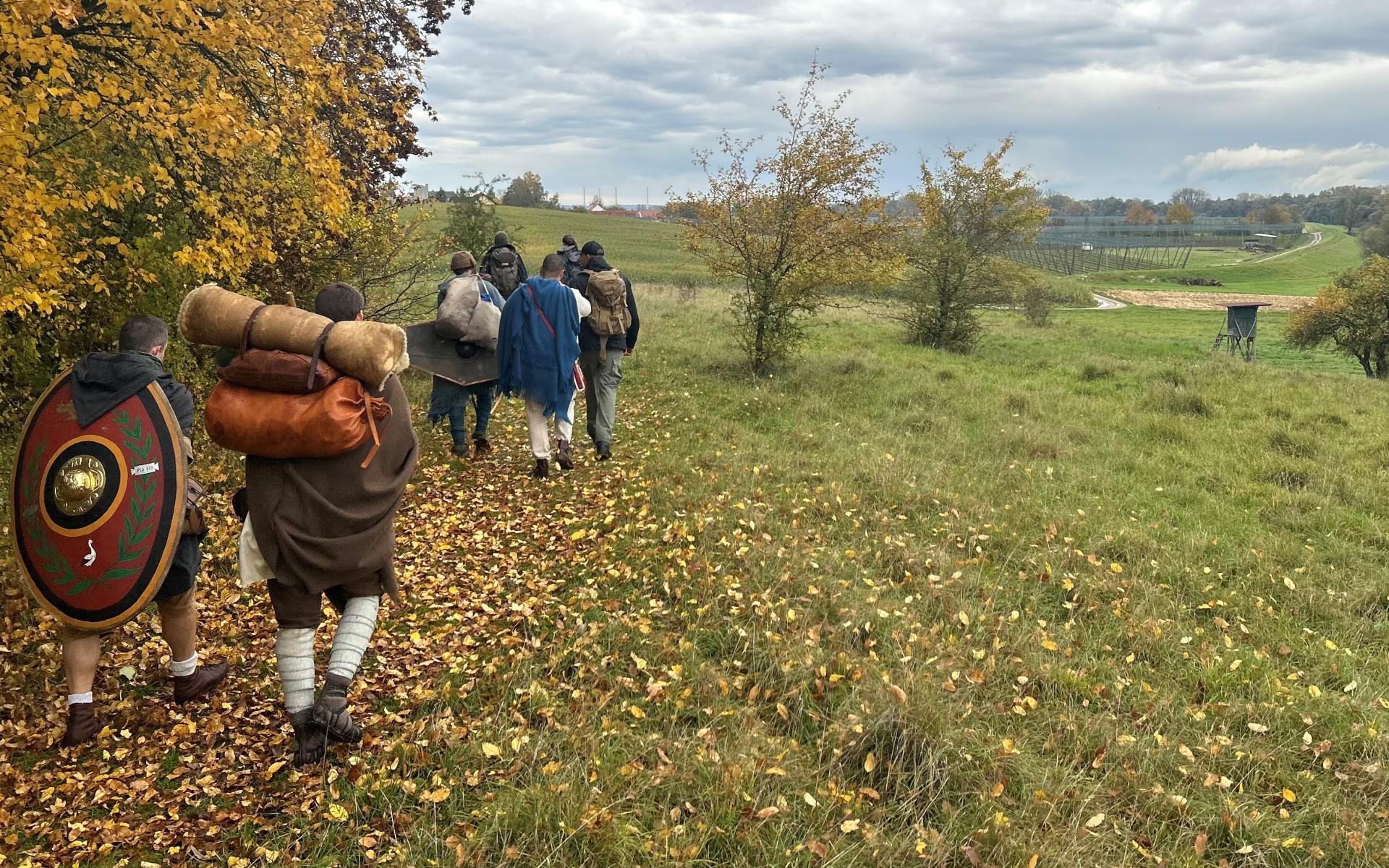Finnian Garvey auf dem Weg von Eining nach Bad Gögging, dem Ziel seines Weltrekordversuchs.