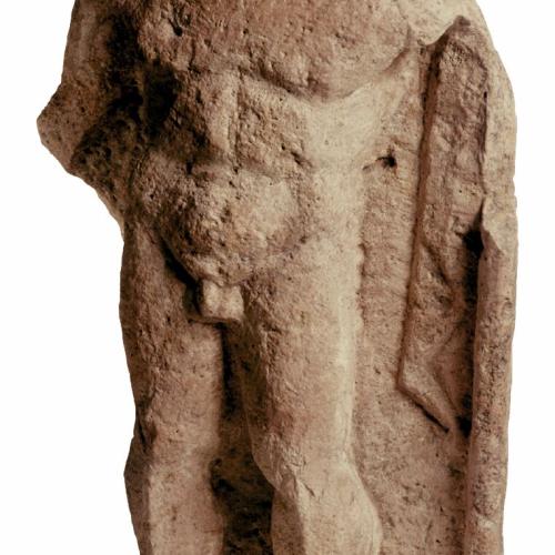 Torso einer Steinskulptur